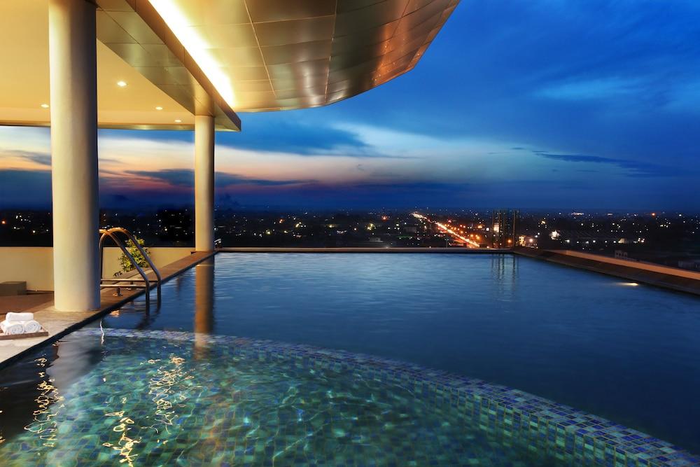 Swiss-Belinn Ska Pekanbaru Kültér fotó